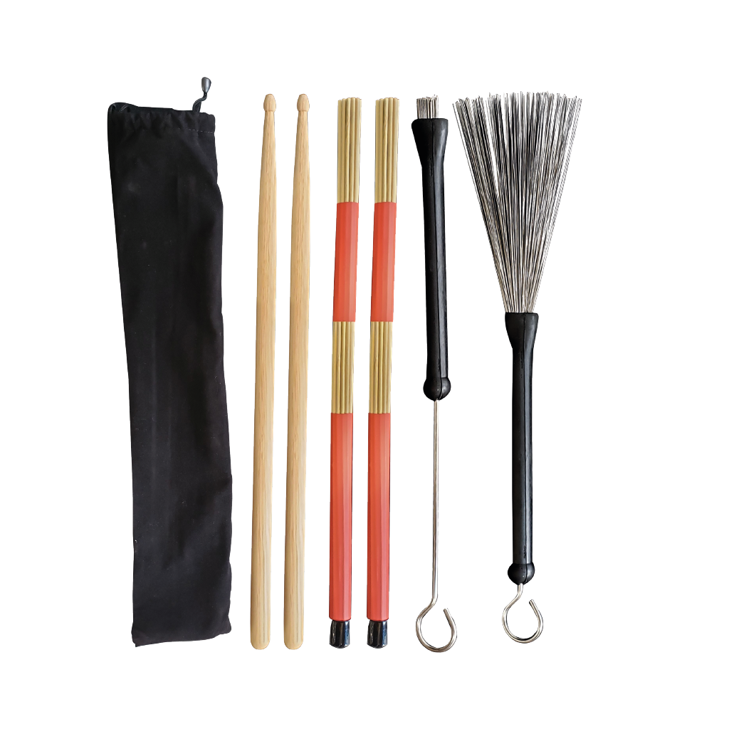 SET DE BAQUETAS, INCLUYE PAR DE BAQUETAS DE PUNTADE MADERA, PAR DE RODS DE MADER, PAR ESCOBILLAS PARA JAZZ.